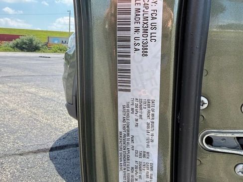 Used 2021 Jeep Cherokee Latitude Lux FWD image 43