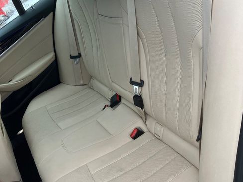 Used 2021 BMW 530i xDrive AWD/4WD image 23