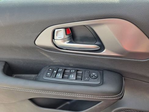 New 2026 Chrysler Voyager LX FWD image 20
