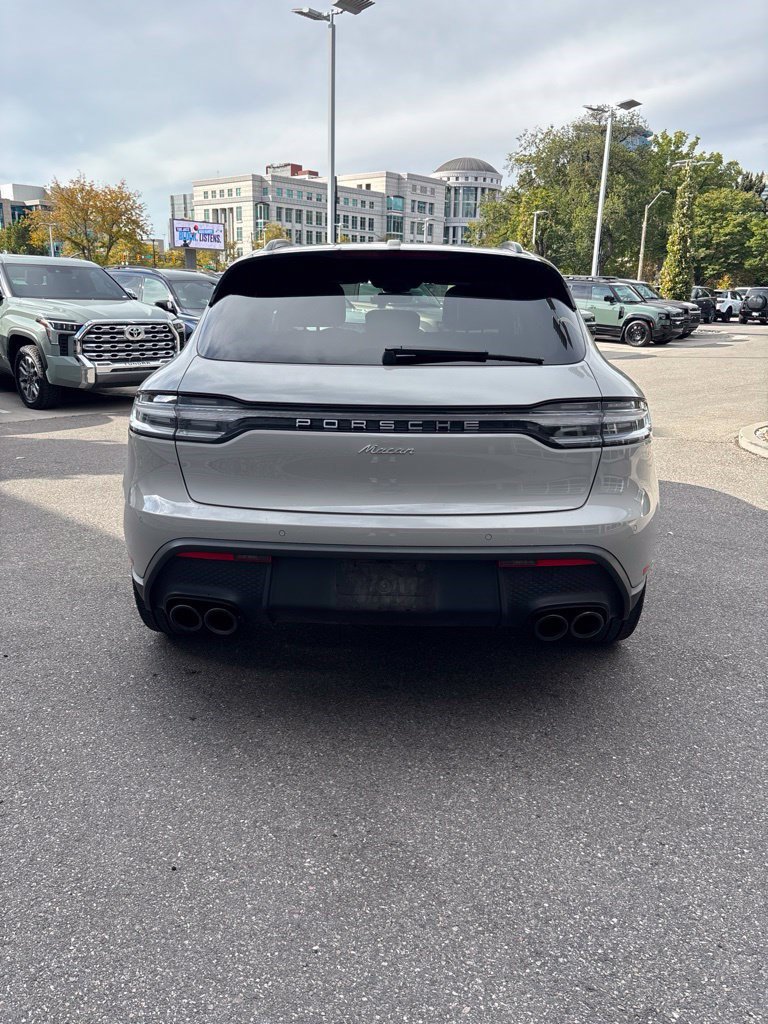 Used 2024 Porsche Macan AWD/4WD image 6