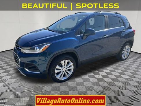 Used 2020 Chevrolet Trax Premier AWD/4WD image 1