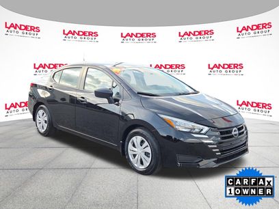 Used 2025 Nissan Versa S w/ Trunk Package