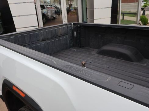 Certified 2022 GMC Sierra 3500 Denali AWD/4WD image 17