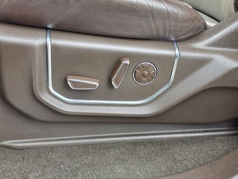Used 2019 Ford F150 Limited AWD/4WD image 18