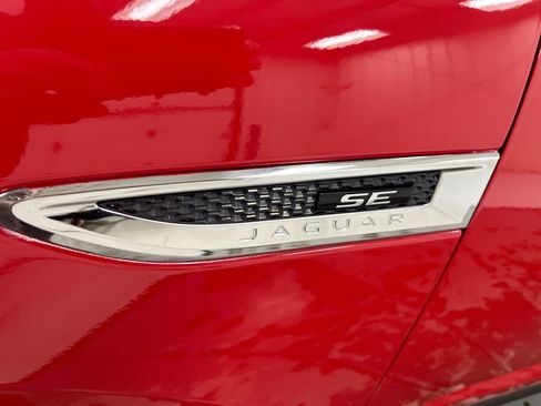 Used 2019 Jaguar E-PACE S AWD/4WD image 27