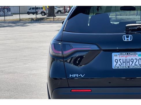 Used 2025 Honda HR-V Sport image 14