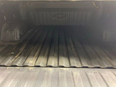 Used 2019 Chevrolet Silverado 1500 LT Trail Boss image 9