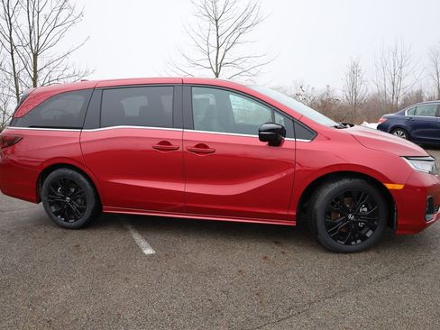 New 2026 Honda Odyssey Sport-L image 7
