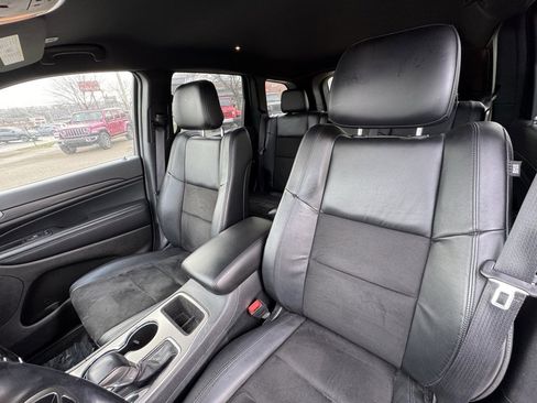 Used 2022 Jeep Grand Cherokee Laredo X image 19