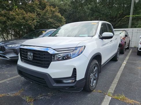 Used 2023 Honda Ridgeline RTL-E image 2