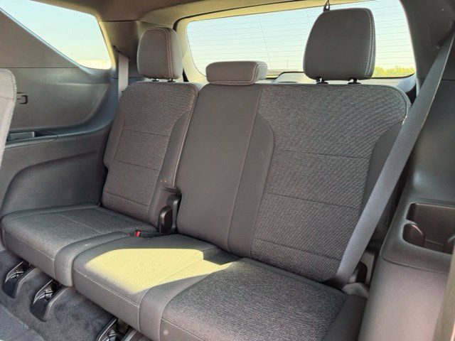 Used 2024 Chevrolet Traverse LT w/ LPO, Floor Liner Package FWD image 14