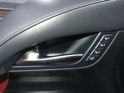 Used 2016 Lexus LX 570 4WD image 19