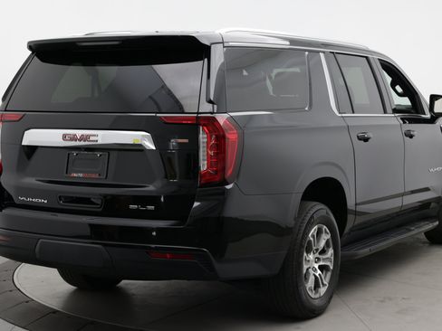 Used 2024 GMC Yukon XL SLE w/ Gmc Pro Safety Plus Package RWD image 7