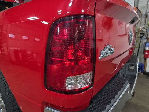 Used 2014 RAM 1500 Big Horn image 32