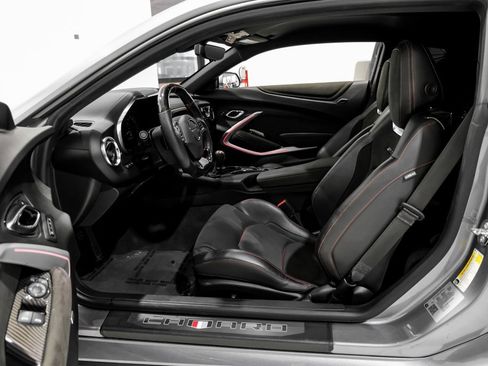 Used 2020 Chevrolet Camaro ZL1 image 6