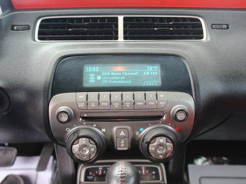 Used 2011 Chevrolet Camaro SS RWD image 10
