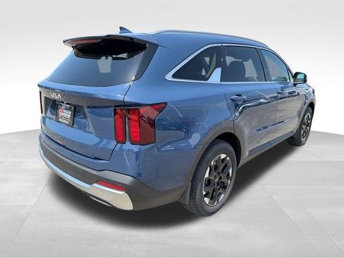 New 2026 Kia Sorento S FWD image 7