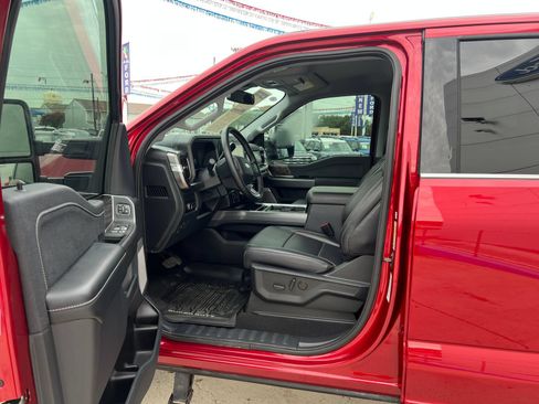 Used 2025 Ford F250 Lariat w/ Chrome Package AWD/4WD image 11
