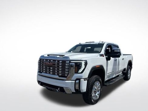 Used 2024 GMC Sierra 2500 Denali image 11