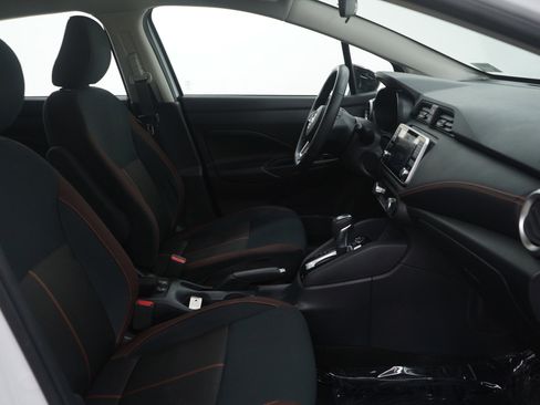 Used 2020 Nissan Versa SR w/ Trunk Package image 11