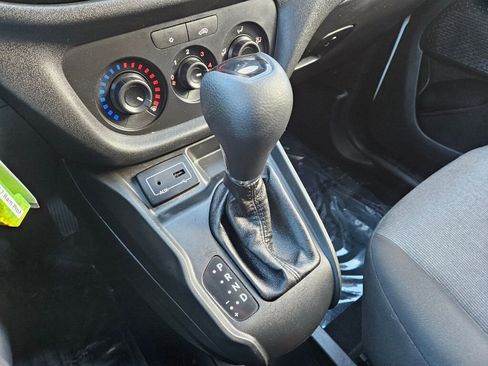 Used 2017 RAM ProMaster City Tradesman SLT w/ Rear Back-up Camera Group image 25