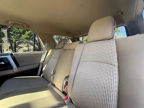 Used 2014 Toyota 4Runner SR5 image 14