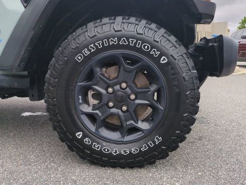 Used 2023 Jeep Wrangler Unlimited w/ Cold Weather Group AWD/4WD image 11