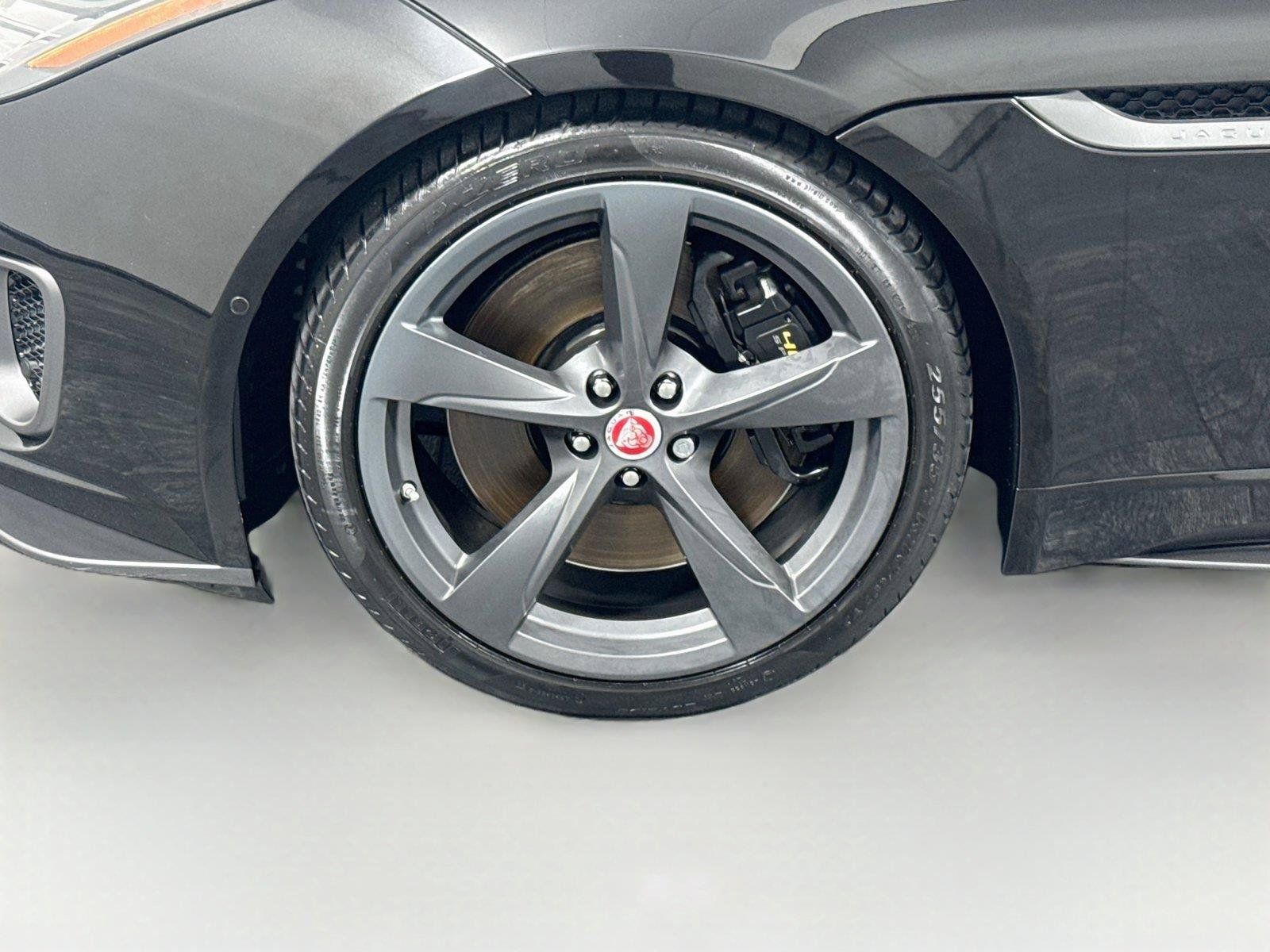 Used 2018 Jaguar F-TYPE 400 Sport RWD image 34