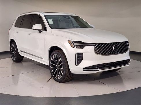 New 2026 Volvo XC90 B6 Ultra image 7