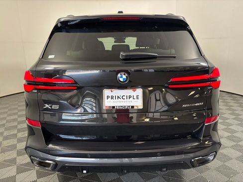 Certified 2026 BMW X5 sDrive40i w/ M Sport Package RWD image 6