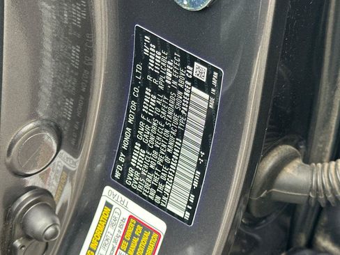 Certified 2019 Honda Clarity Touring image 28