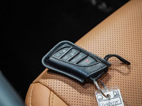 Used 2025 Lexus RX 350 FWD image 29