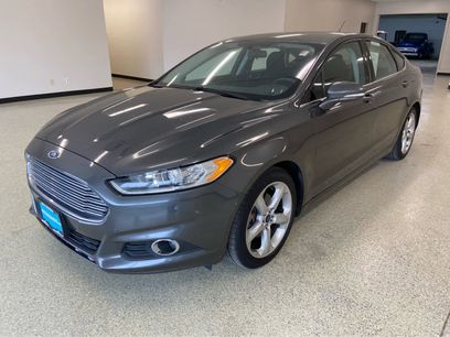 Used 2016 Ford Fusion SE w/ Equipment Group 201A
