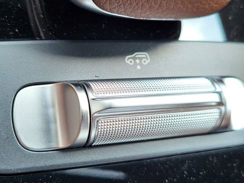 New 2025 Mercedes-Benz GLS 450 4MATIC image 32