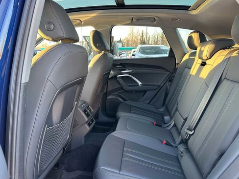 New 2025 Audi Q5 Premium Plus image 16