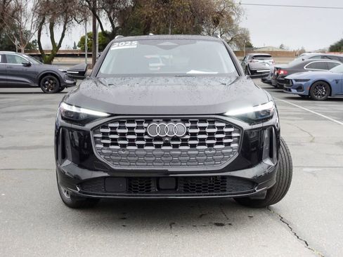 Used 2025 Audi Q5 Premium Plus w/ Premium Plus image 3