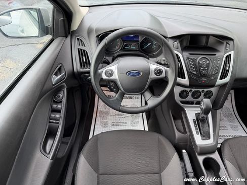 Used 2014 Ford Focus SE FWD image 14