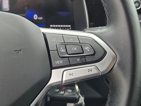 Used 2025 Volkswagen Jetta Sport image 33