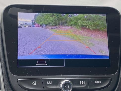 Used 2025 Chevrolet Malibu LT FWD image 26