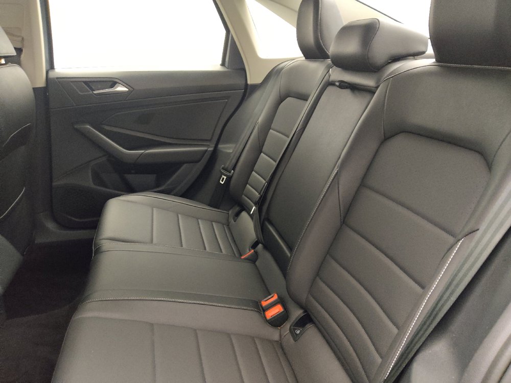 Used 2024 Volkswagen Jetta SE FWD image 18