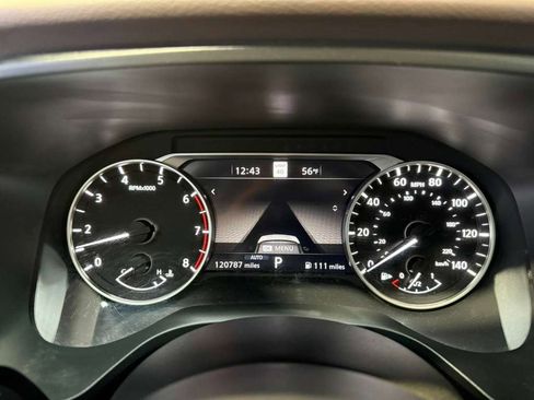 Used 2021 Nissan Rogue SL w/ Premium Package image 12