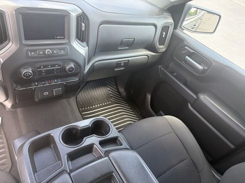 Used 2020 Chevrolet Silverado 1500 Custom Trail Boss w/ Custom Convenience Package AWD/4WD image 22