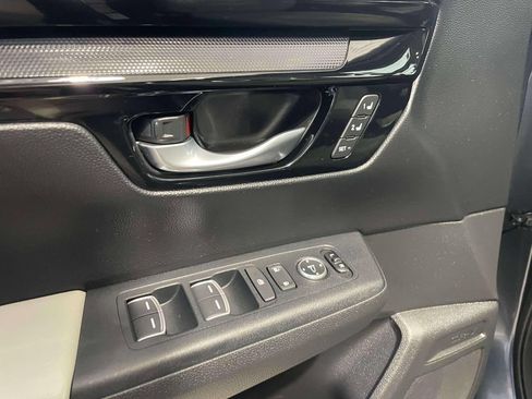 Used 2024 Honda CR-V EX-L image 16