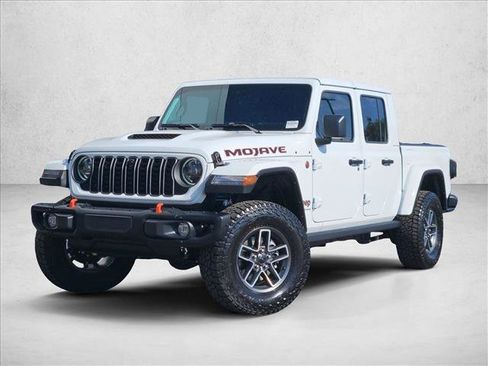 Used 2025 Jeep Gladiator Mojave AWD/4WD image 4
