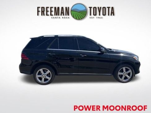 Used 2017 Mercedes-Benz GLE 350 image 3