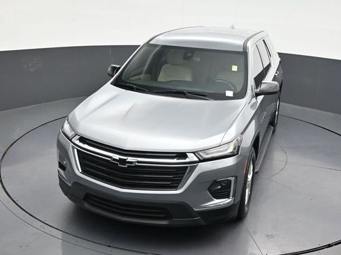Used 2023 Chevrolet Traverse LS FWD image 27