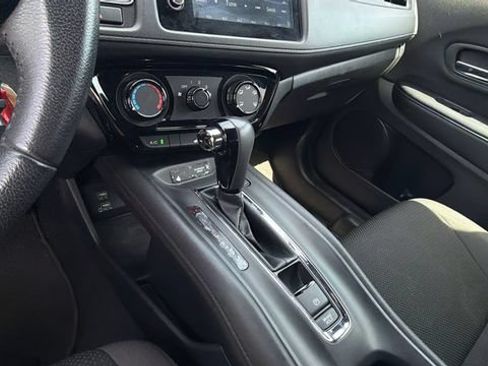 Used 2022 Honda HR-V Sport image 30