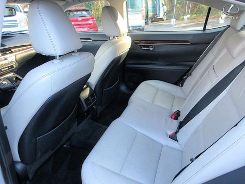 Used 2013 Lexus ES 350 image 17