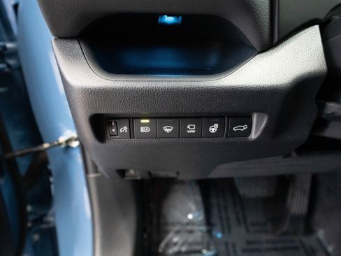 Certified 2022 Toyota RAV4 XSE image 11