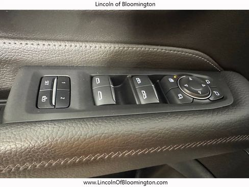 Used 2024 GMC Yukon Denali AWD/4WD image 48